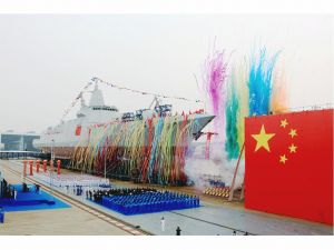 南昌号导弹驱逐舰下水典礼 南昌号导弹驱逐舰下水典礼