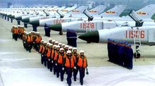 即将参加1999年国庆阅兵的歼-8D