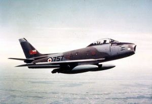 F-86D/K/L “佩刀猛犬”