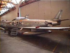 F-86D/K/L “佩刀猛犬”