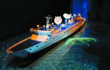 在船舶馆里展出的“远望6号”模型