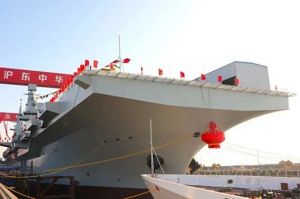 076型两栖攻击舰