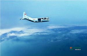 运-9飞机在南海陌生空域飞行