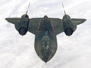 “黑鸟”SR-71侦察机
