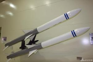 中国SD-10A空空导弹